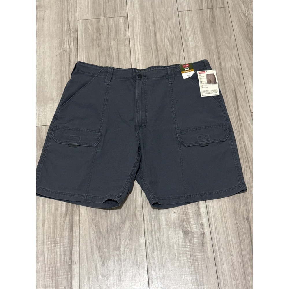 Wrangler Mens Outdoor Performance Relaxed Fit Shorts Gray NW934AN Size 38 NWOT